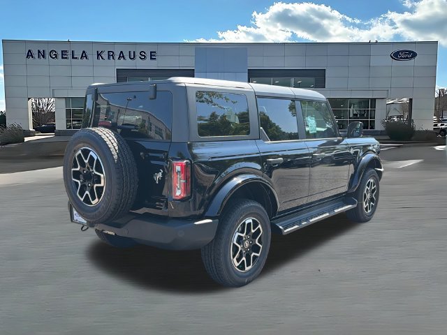 New 2026 Ford Bronco Outer Banks AWD/4WD image 8