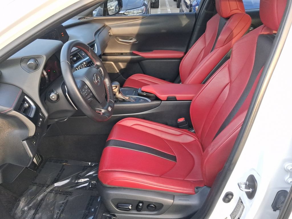 Used 2021 Lexus UX 200 F Sport w/ Accessory Package (Z1) FWD image 14
