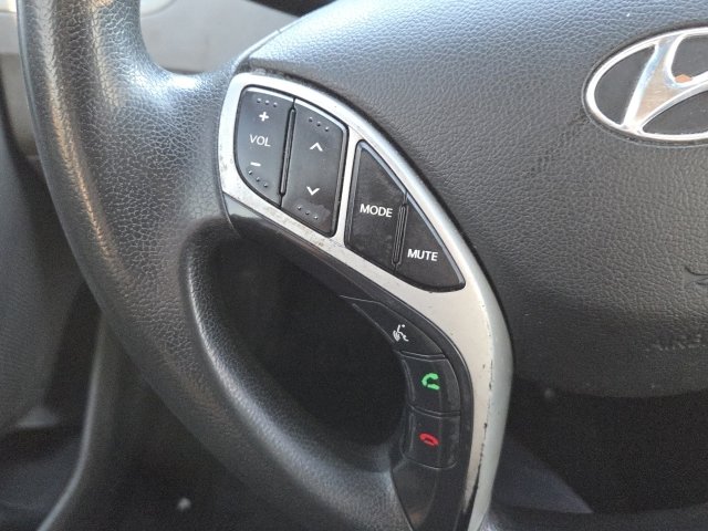 Used 2012 Hyundai Elantra GLS w/ Preferred Pkg 3 image 18