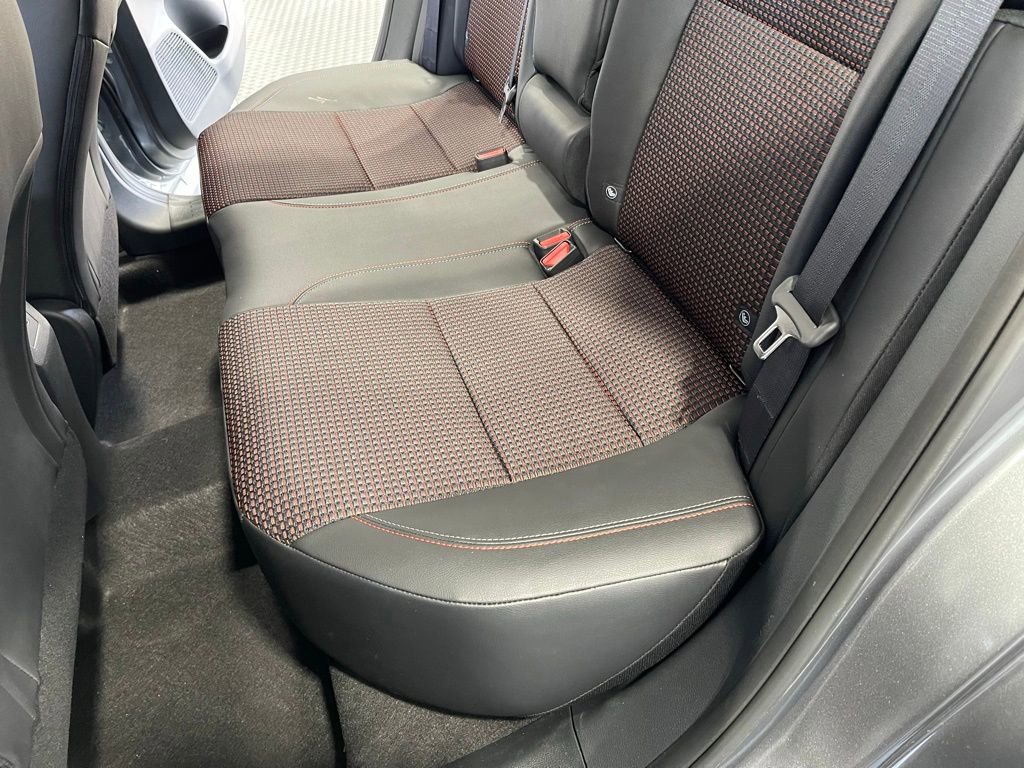 New 2026 Nissan Kicks SR w/ Cold Weather Package image 15