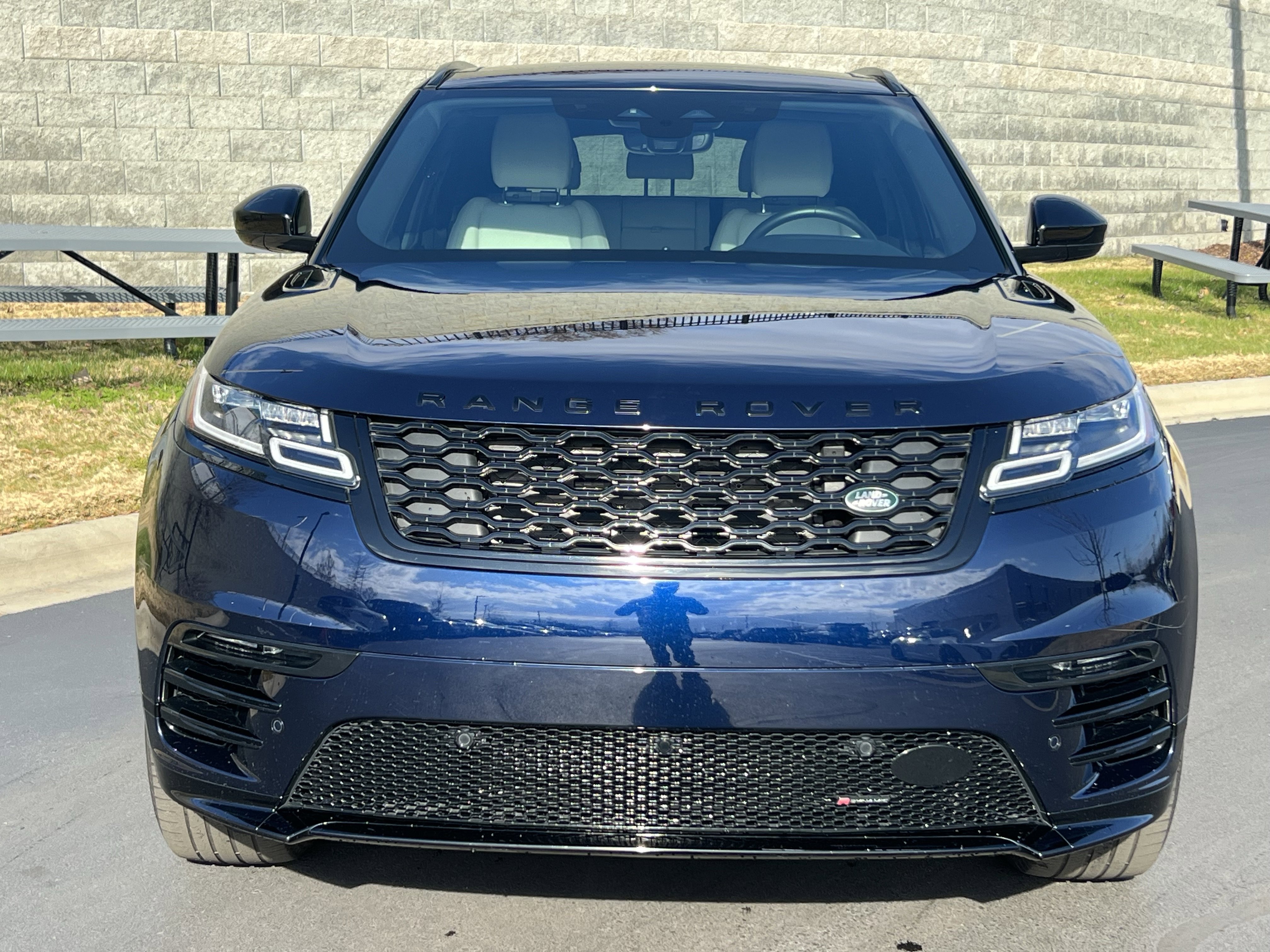 Certified 2022 Land Rover Range Rover Velar R-Dynamic S image 11
