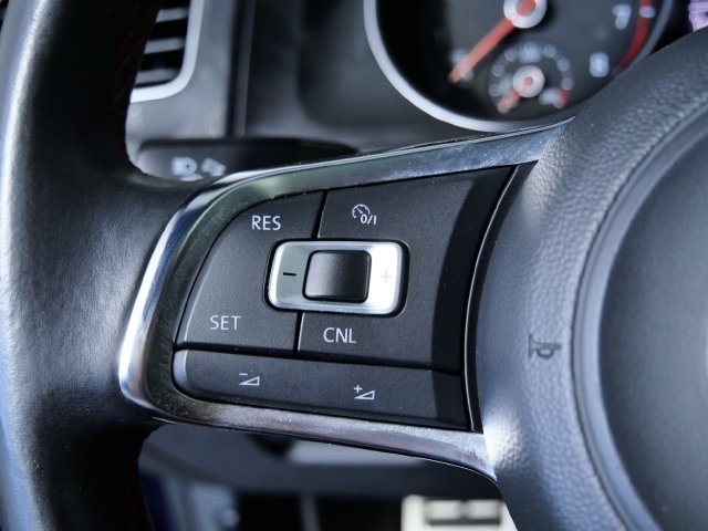 Used 2015 Volkswagen GTI SE w/ Lighting Package (SEL) FWD image 23