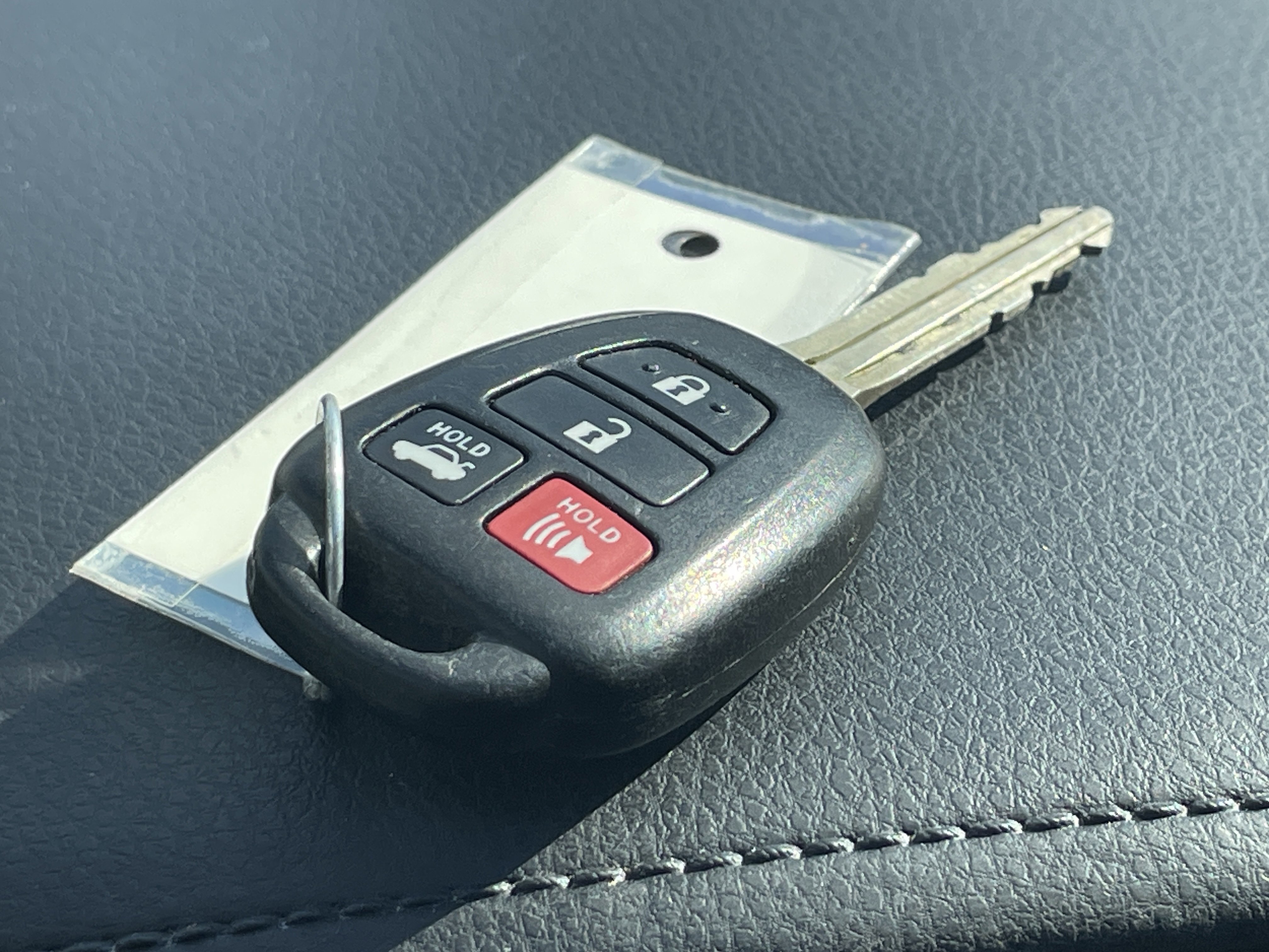 Used 2016 Toyota Corolla LE image 23