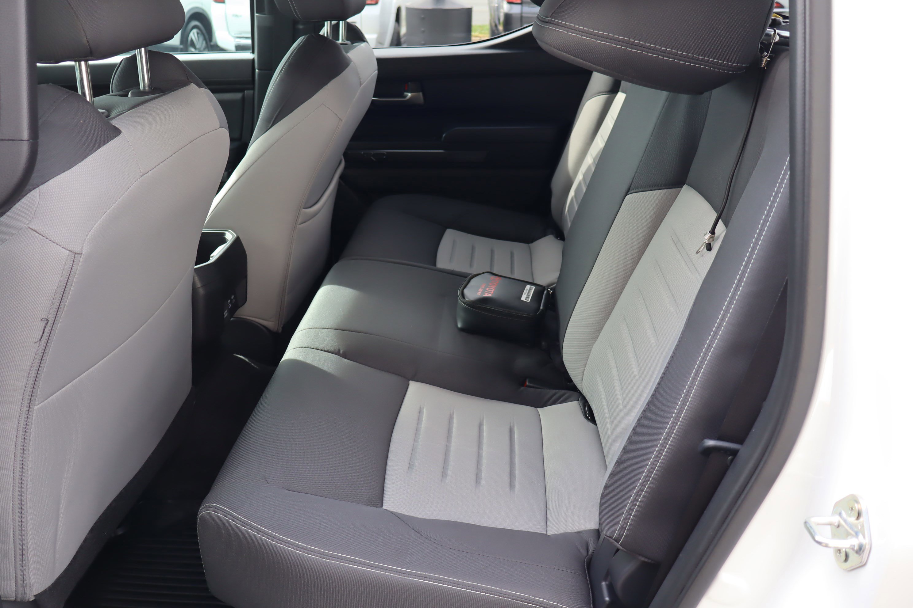 Used 2025 Toyota Tacoma TRD Sport image 35