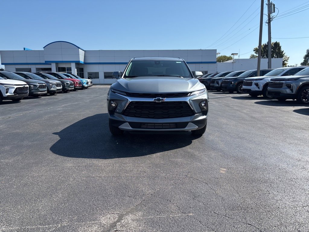 New 2025 Chevrolet Blazer LT w/ Convenience Package image 3