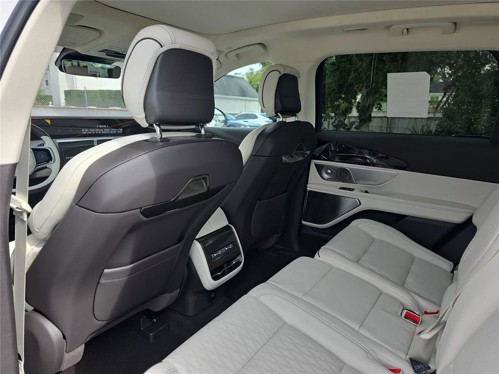 New 2026 Lincoln Nautilus Black Label AWD/4WD image 11