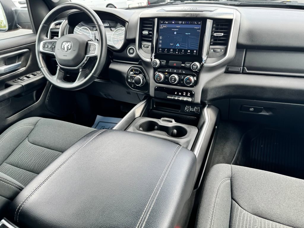 Used 2022 RAM 1500 Big Horn AWD/4WD image 14