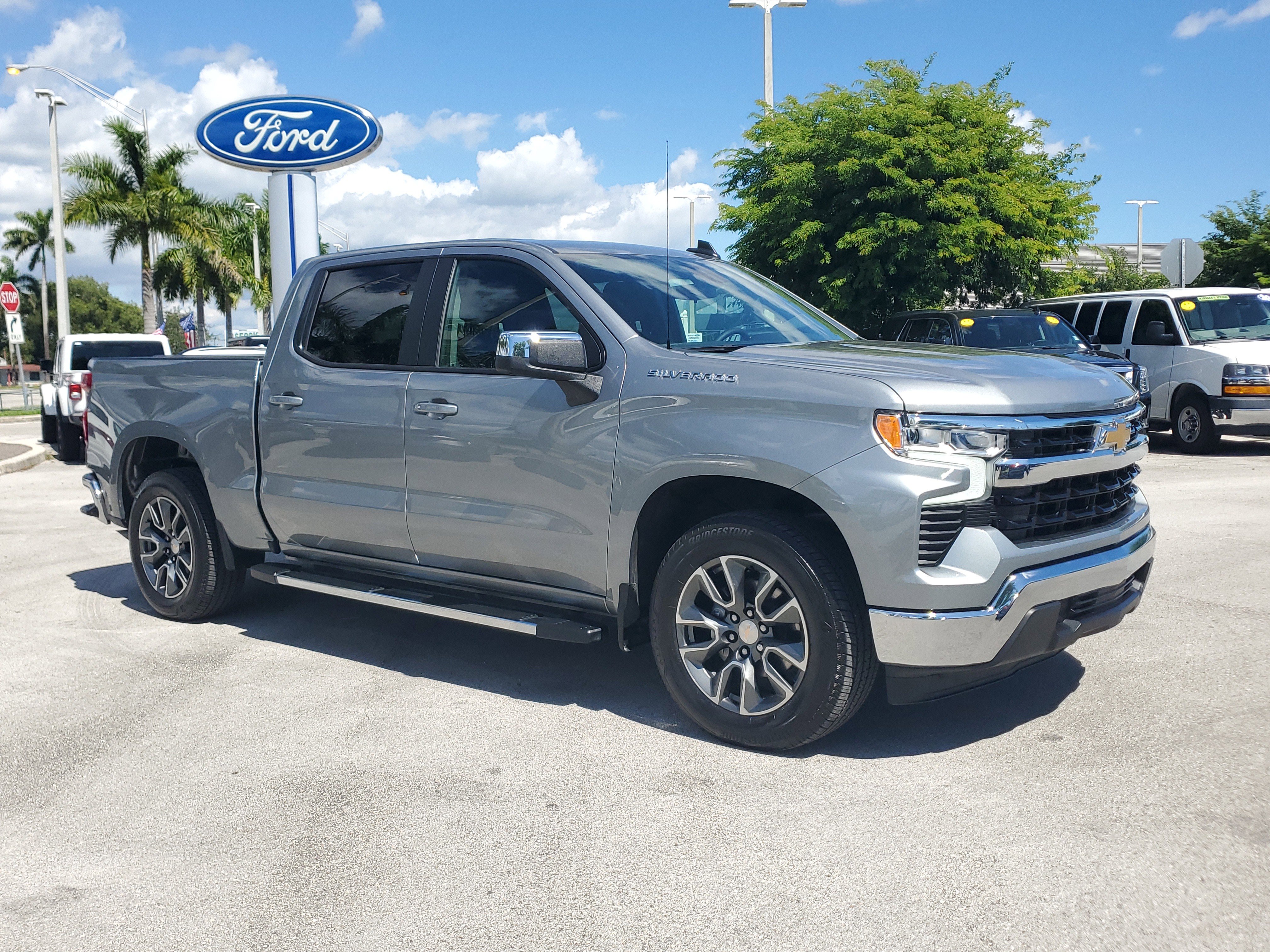 Used 2025 Chevrolet Silverado 1500 LT