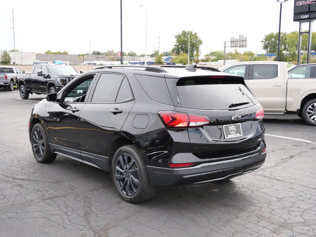 Used 2022 Chevrolet Equinox RS AWD/4WD image 6