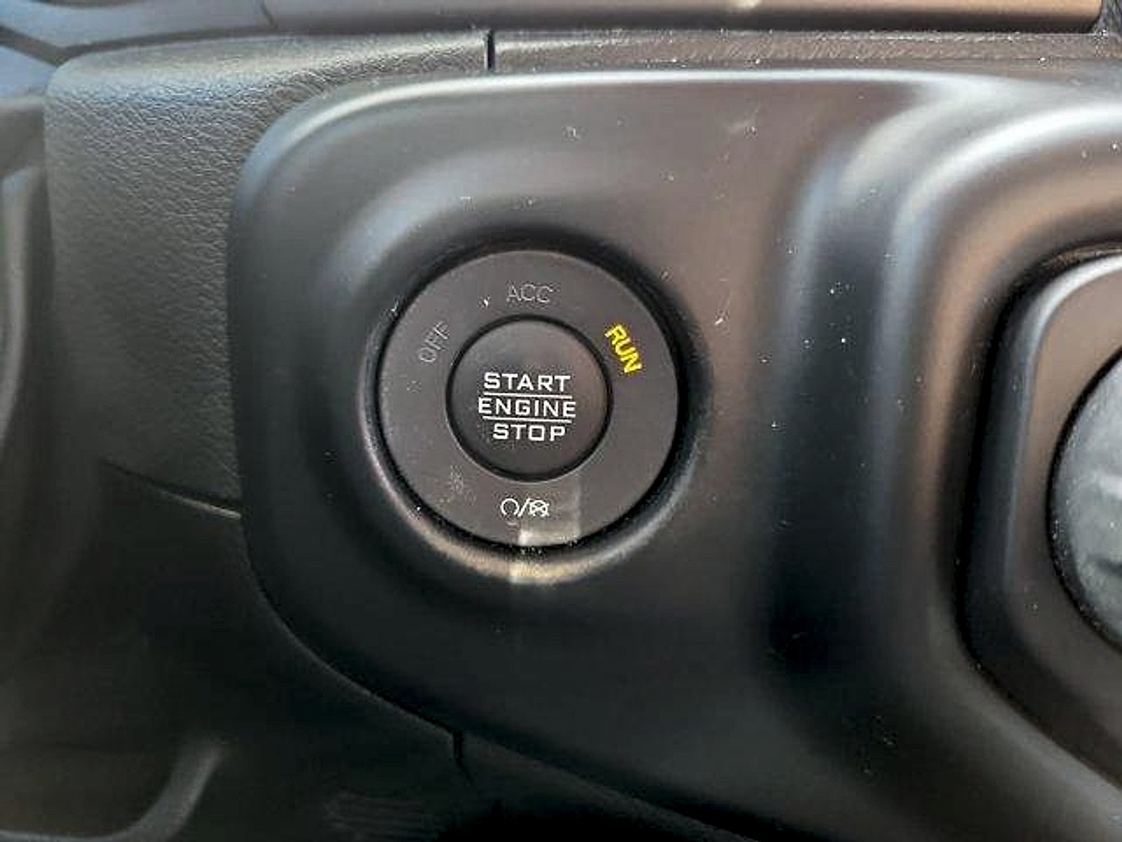 Used 2022 Jeep Wrangler Unlimited Sport AWD/4WD image 31