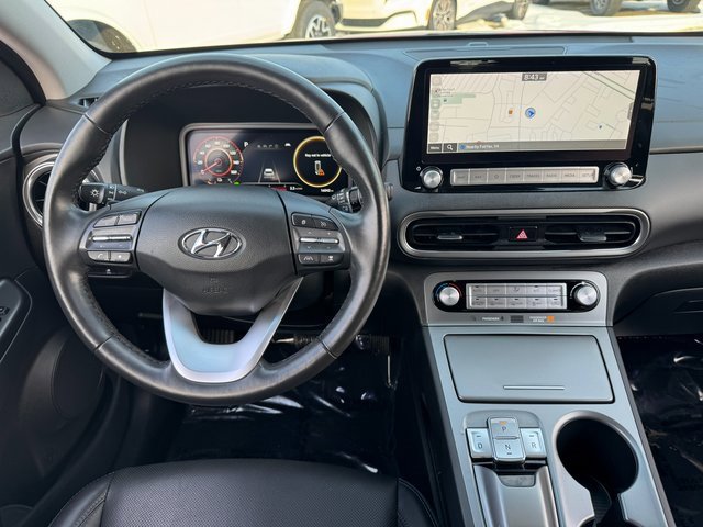 Used 2023 Hyundai Kona Limited image 4