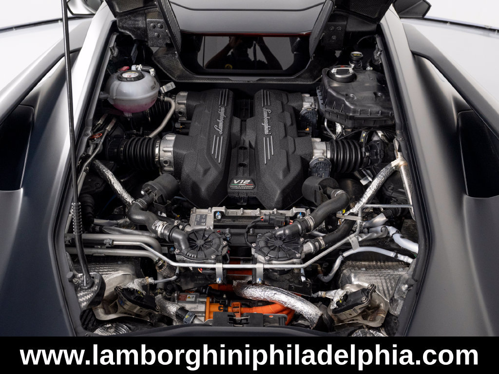 Used 2024 Lamborghini Revuelto AWD/4WD image 56