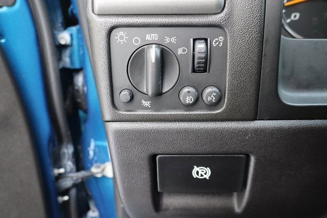 Used 2012 GMC Canyon SLE image 24