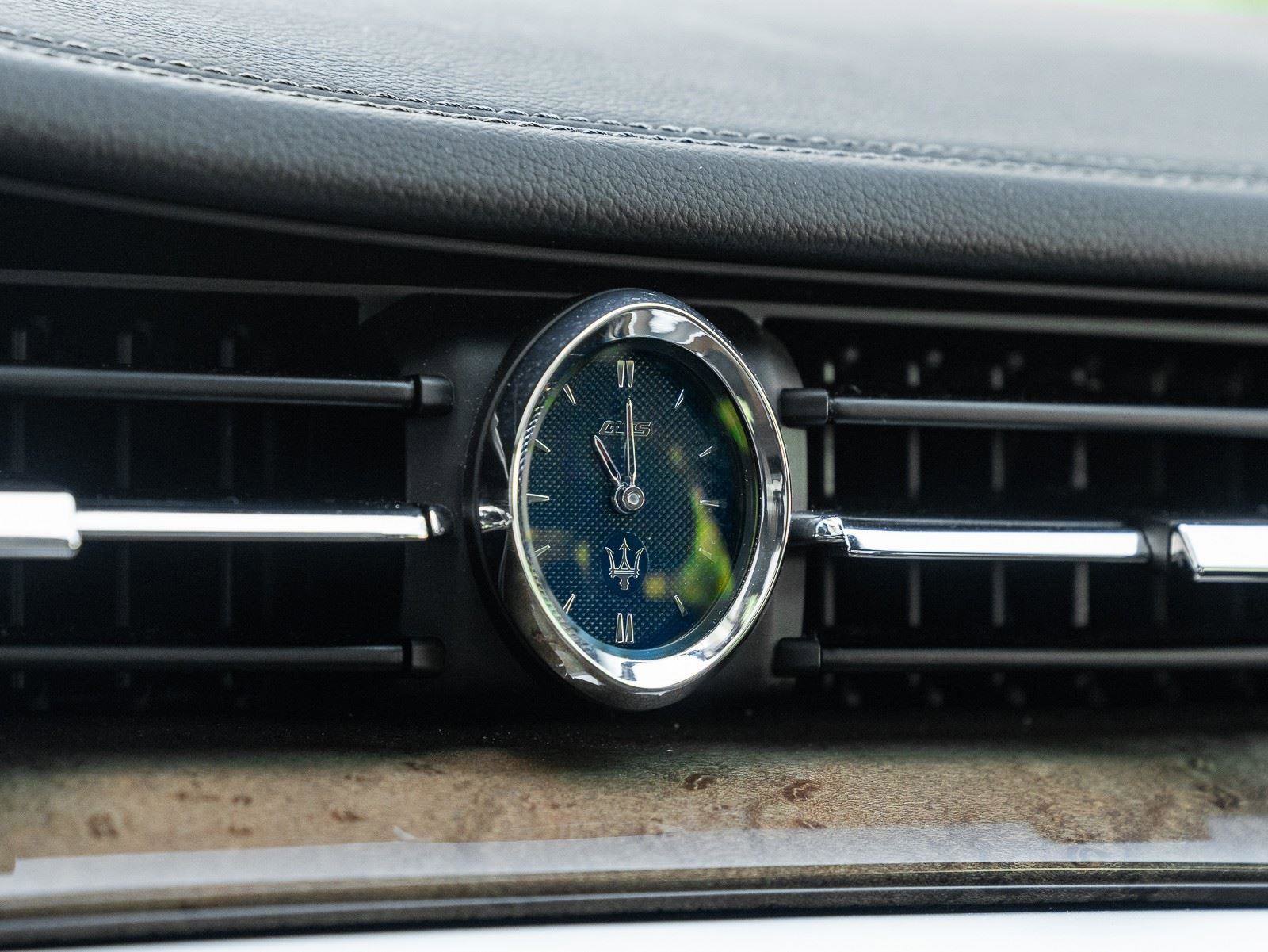 Used 2014 Maserati Quattroporte GTS image 39
