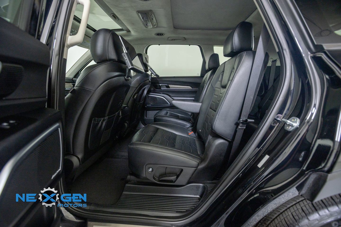 Used 2022 Kia Telluride SX w/ SX Prestige Package AWD/4WD image 27