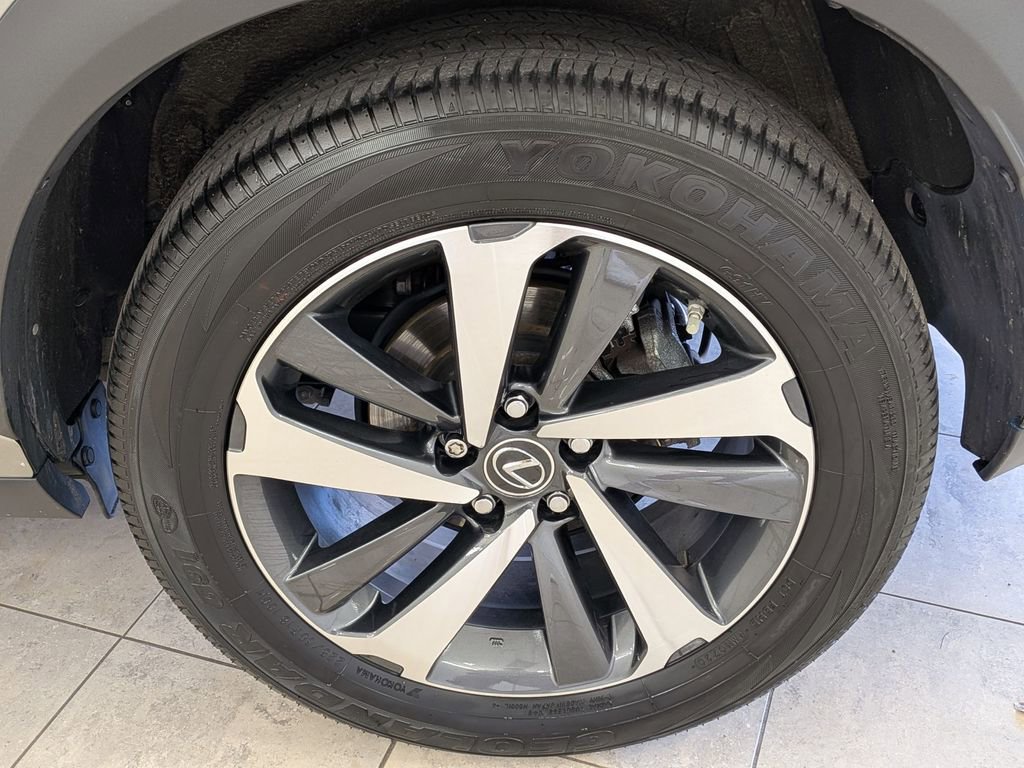 Used 2020 Lexus NX 300h 300h w/ Premium Package image 12