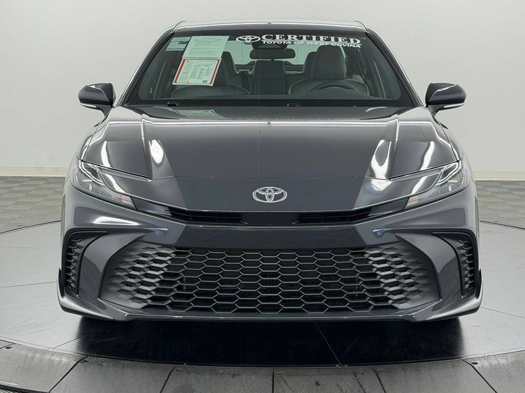 Used 2026 Toyota Camry SE FWD image 6