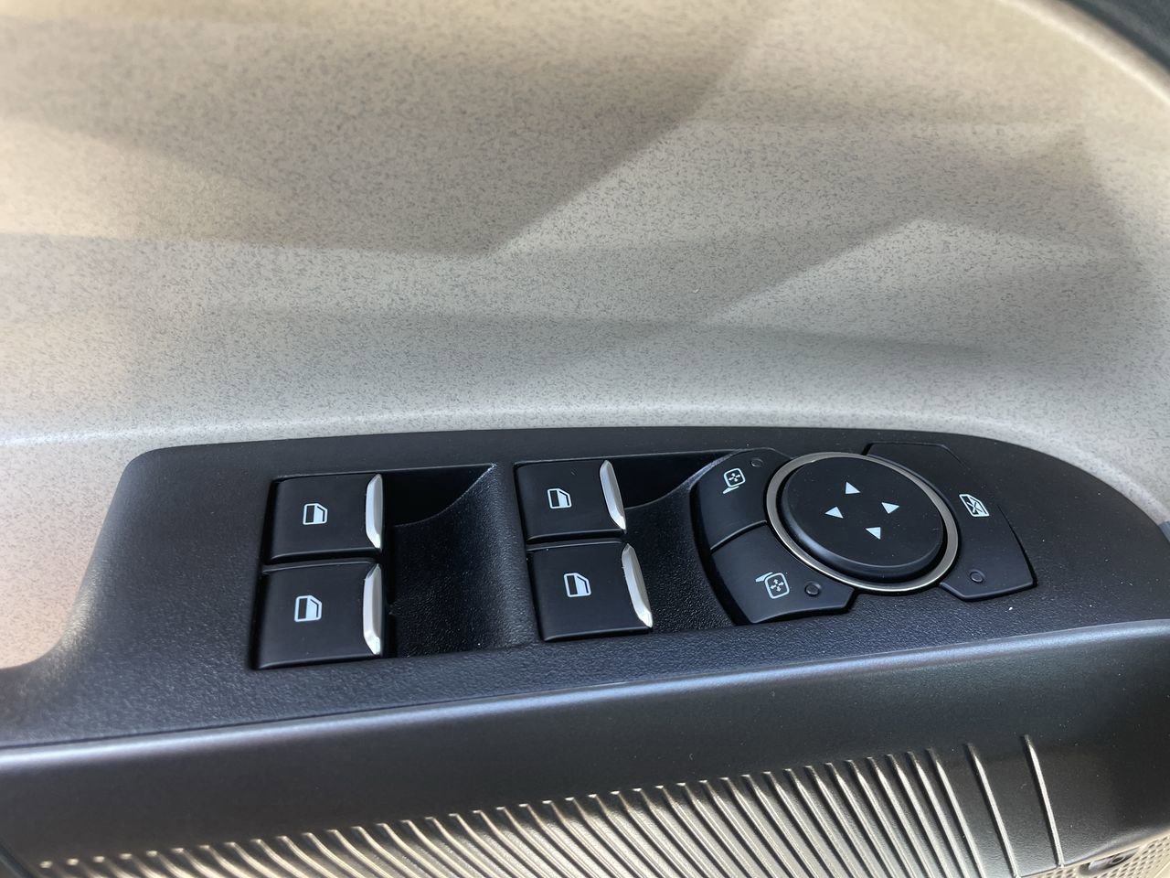 New 2026 Ford Maverick Lariat image 18