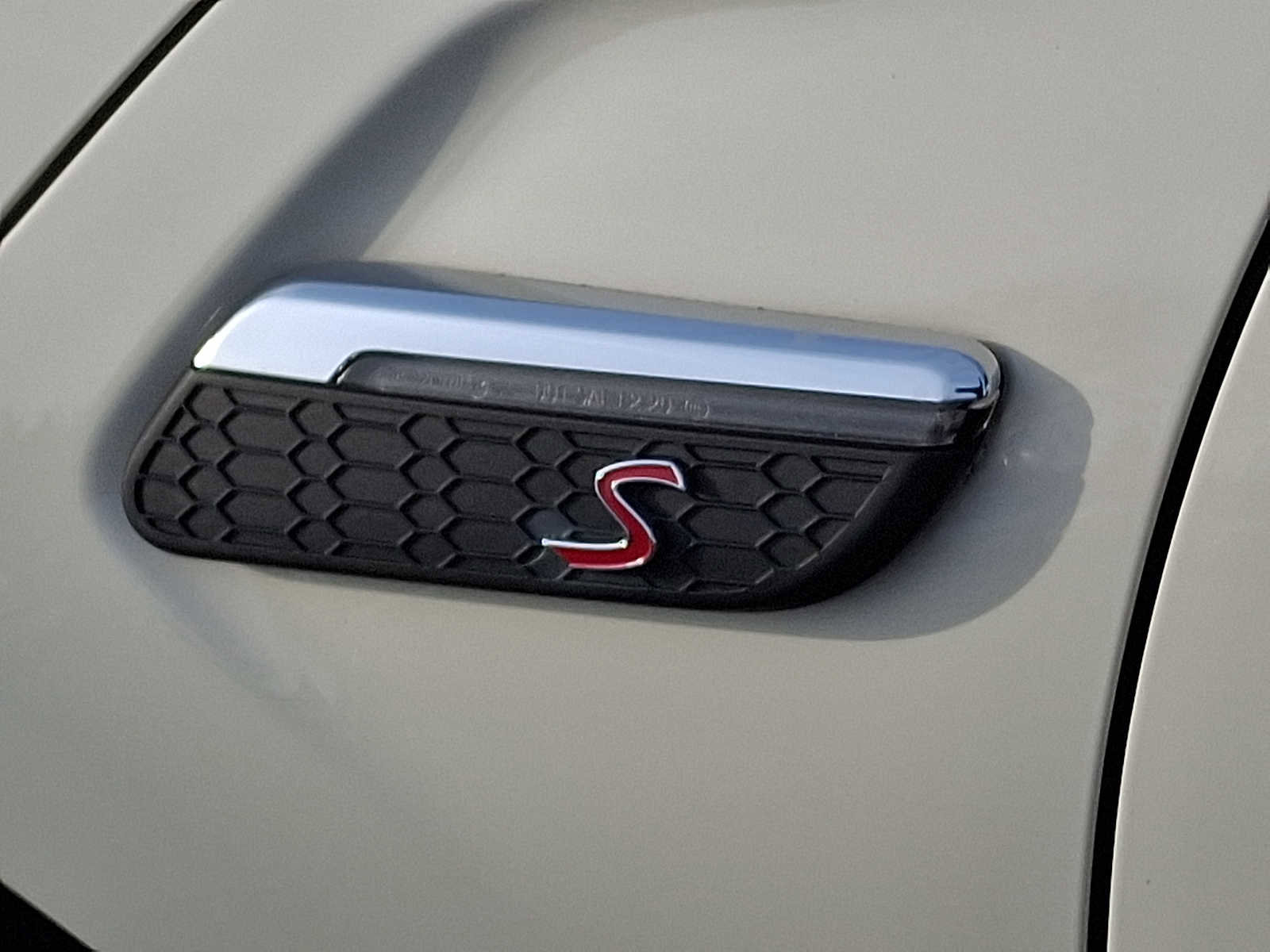 Used 2022 MINI Cooper S w/ Signature Upholstery Package image 23