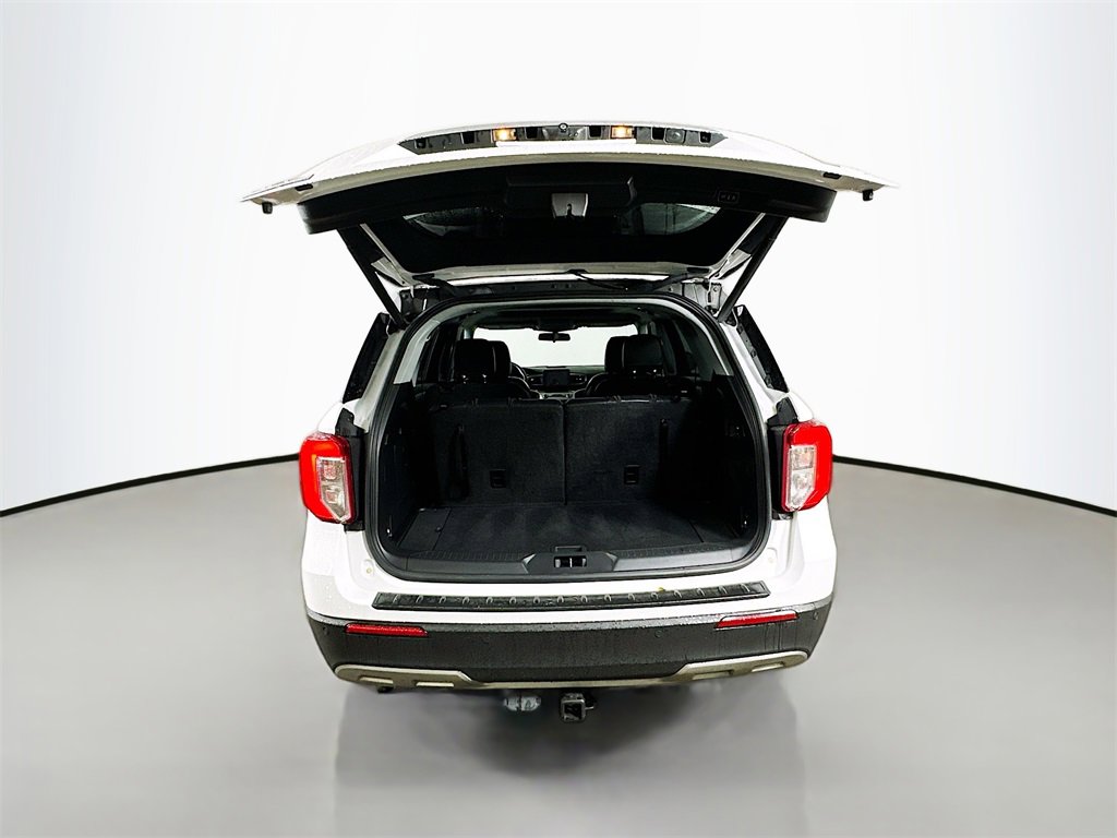 Used 2020 Ford Explorer XLT w/ Equipment Group 202A image 36