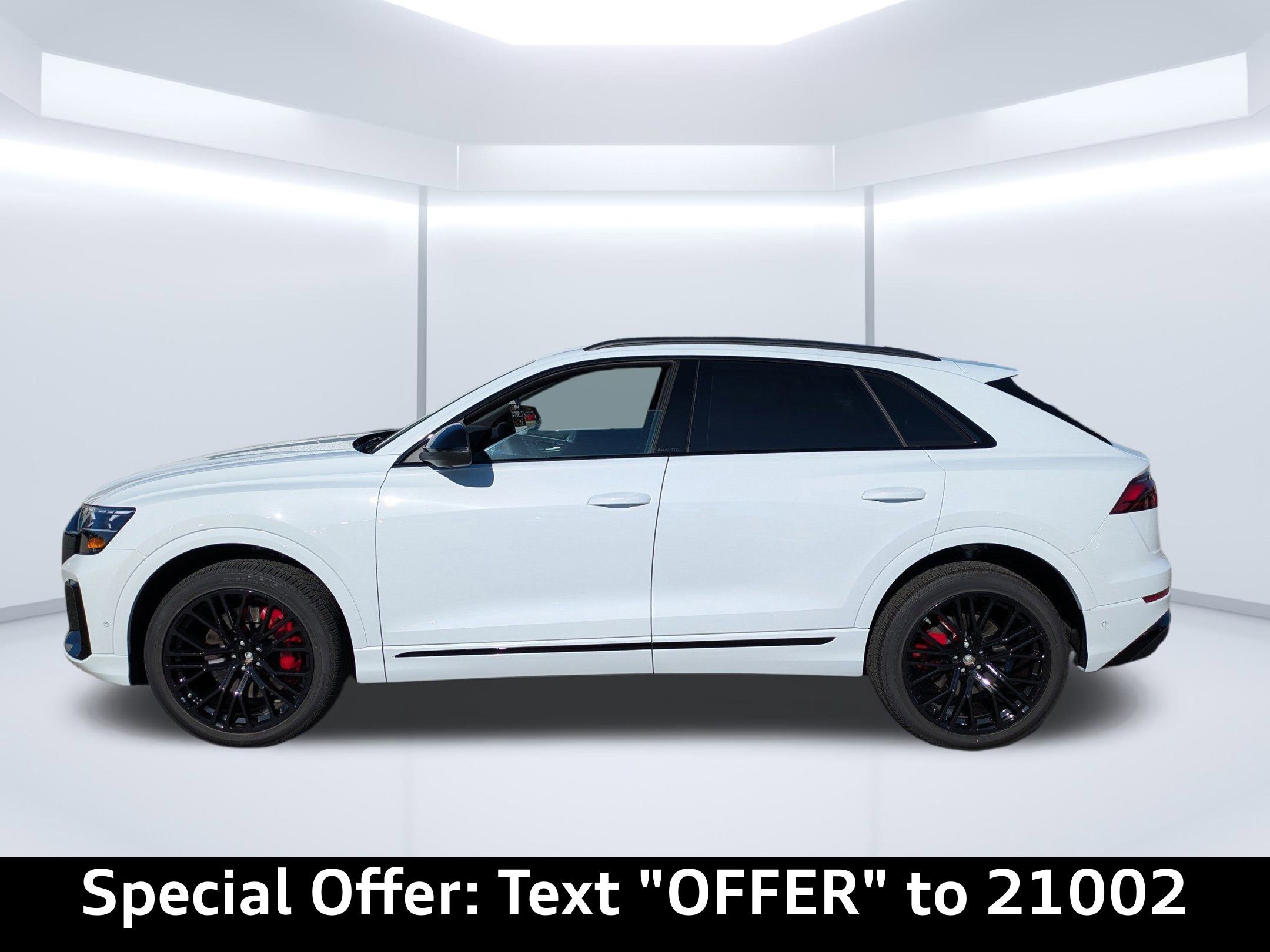 New 2026 Audi SQ8 Prestige AWD/4WD image 6
