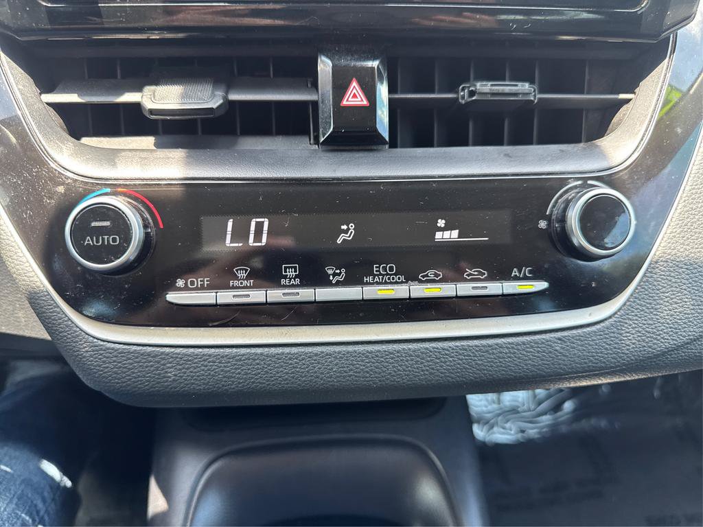Used 2022 Toyota Corolla LE FWD image 20
