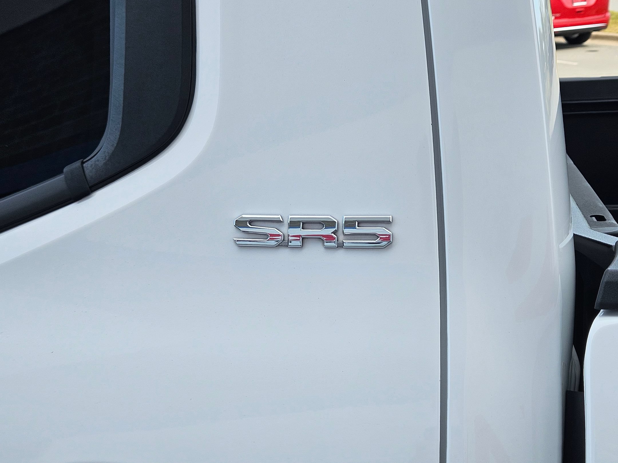 Used 2024 Toyota Tacoma SR5 RWD image 31