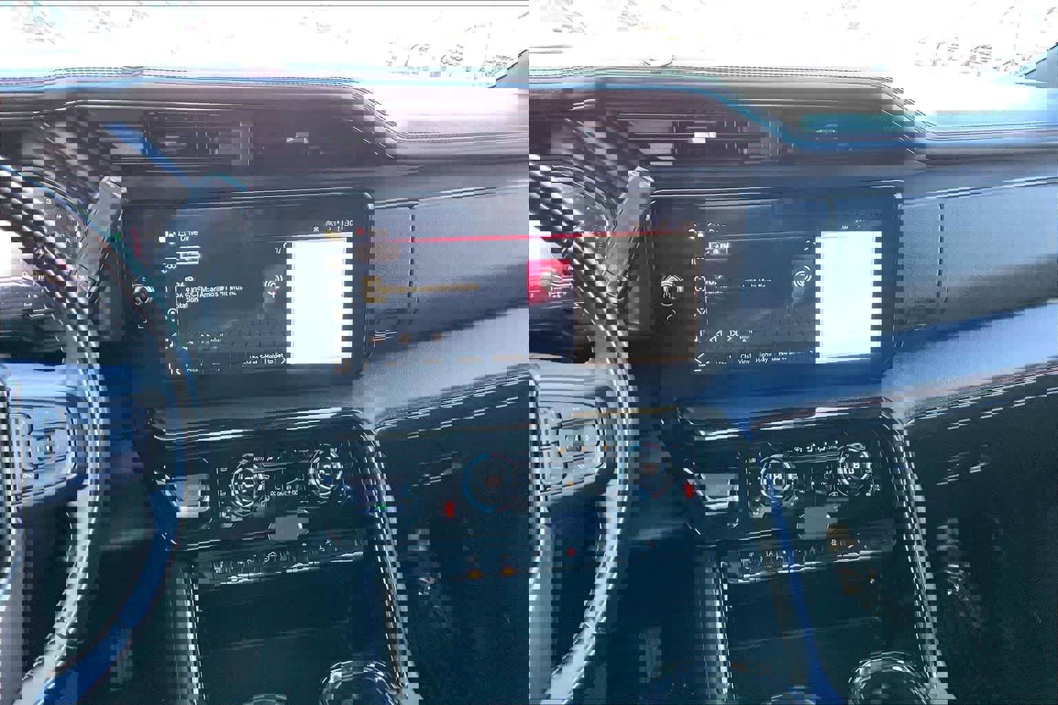 Used 2024 GMC Sierra 2500 AT4 w/ AT4 Premium Plus Package image 6