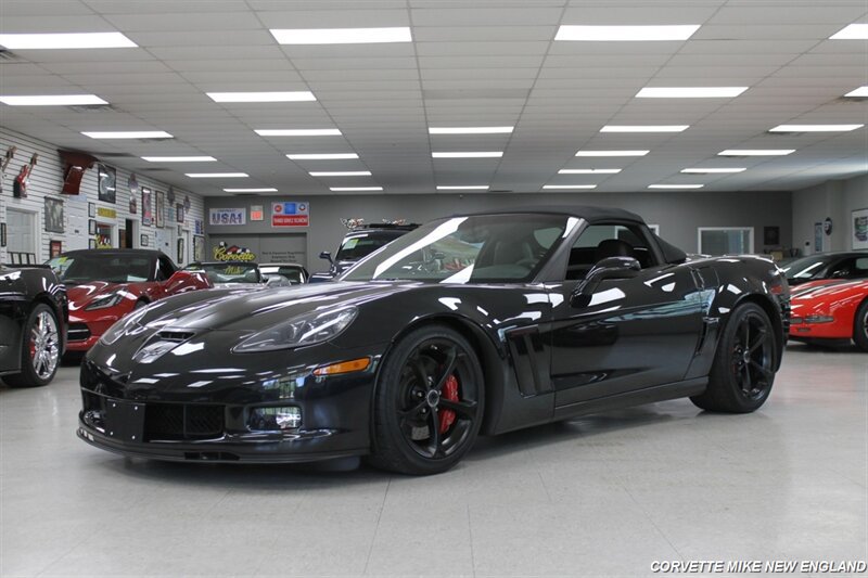 Used 2012 Chevrolet Corvette Grand Sport w/ 3LT Preferred Equipment Group RWD image 2