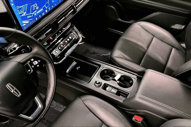 Used 2025 Lincoln Corsair Grand Touring w/ Equipment Group 302A image 16