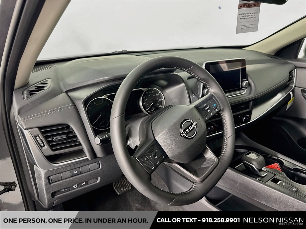 New 2026 Nissan Rogue Dark Armor FWD image 9