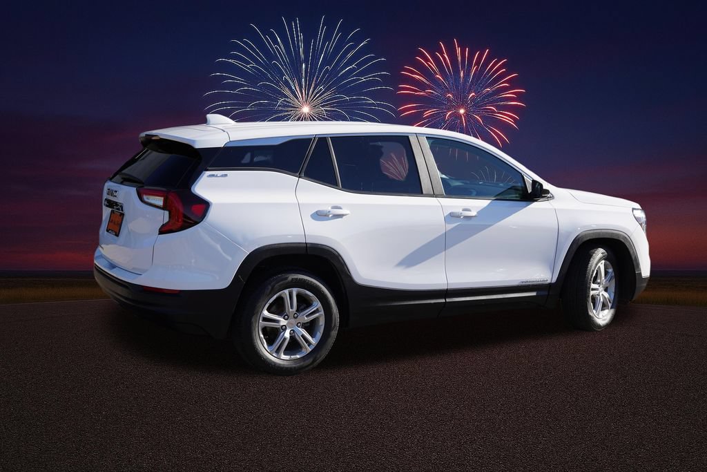 Certified 2023 GMC Terrain SLE FWD image 4