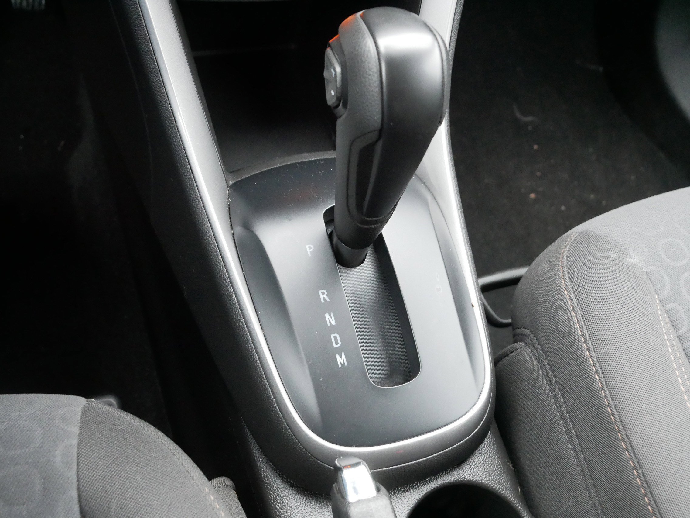 Used 2022 Chevrolet Trax LS w/ Tint and Cruise Package image 24