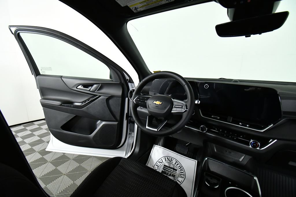 New 2026 Chevrolet Equinox LT image 19