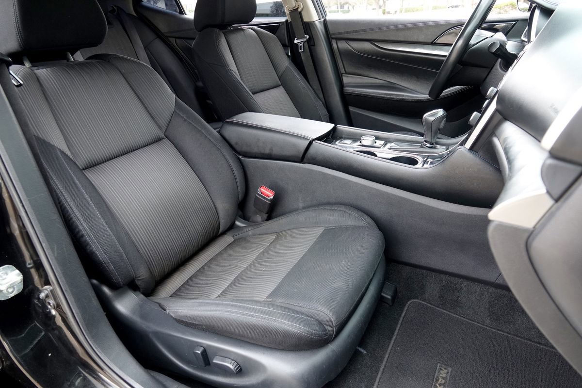 Used 2019 Nissan Maxima 3.5 S w/ Floor Mat Group FWD image 8