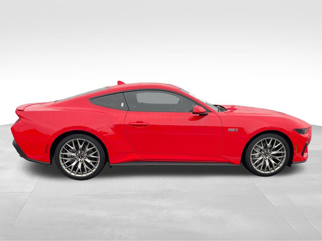 Used 2025 Ford Mustang GT Premium RWD image 6