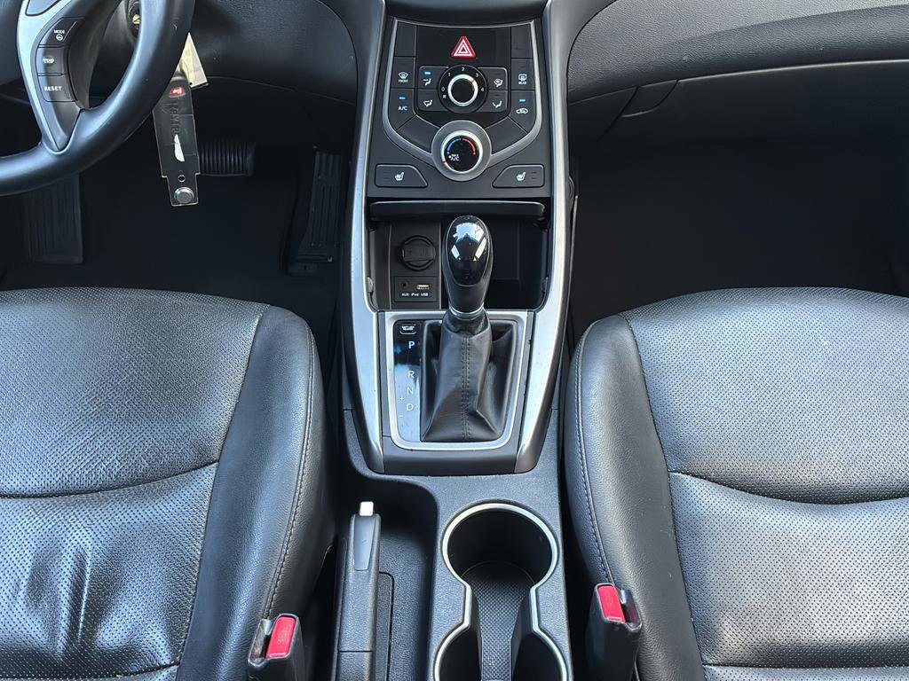 Used 2015 Hyundai Elantra Limited FWD image 23
