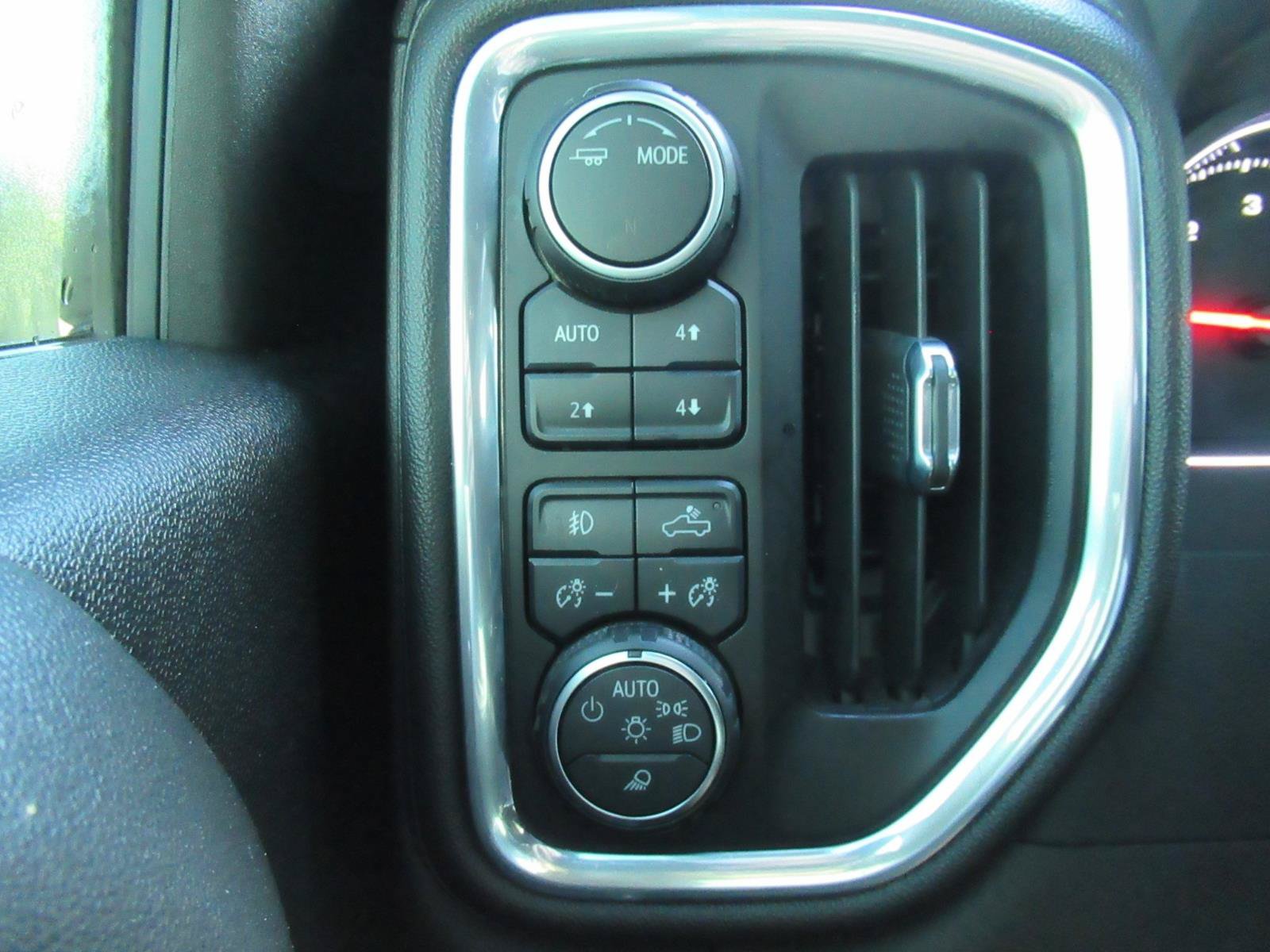 Used 2023 Chevrolet Silverado 2500 LTZ w/ LTZ Plus Package AWD/4WD image 24