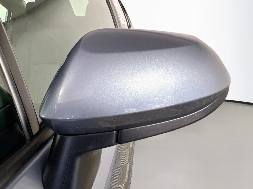 Used 2025 Toyota Corolla LE FWD image 10
