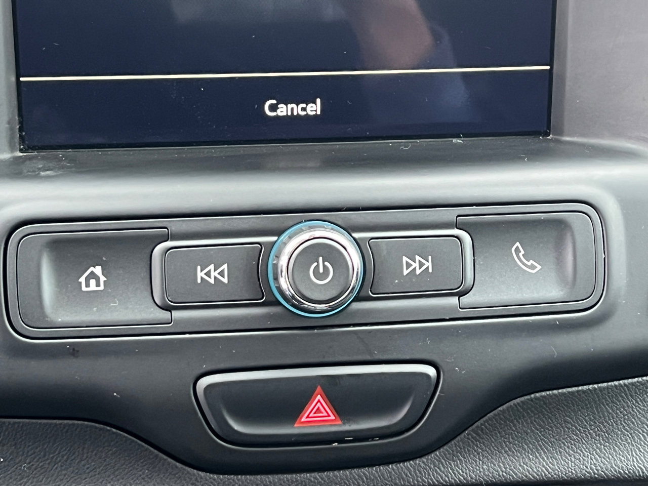 Used 2018 GMC Terrain SLE w/ Driver Convenience Package image 31