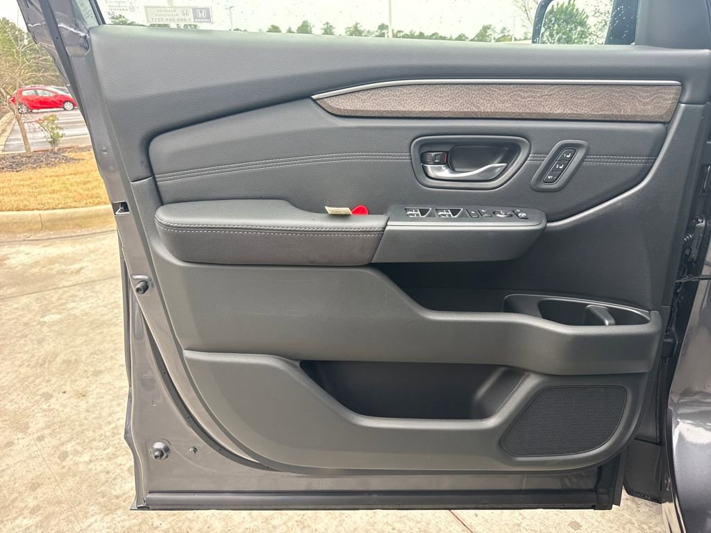 New 2026 Honda Pilot Elite image 12