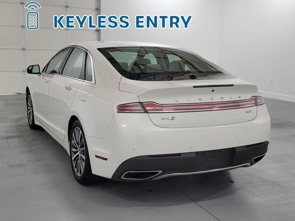Used 2017 Lincoln MKZ Premiere FWD image 6