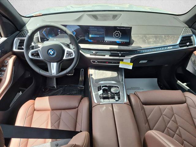 New 2026 BMW X5 xDrive50e w/ M Sport Package AWD/4WD image 15