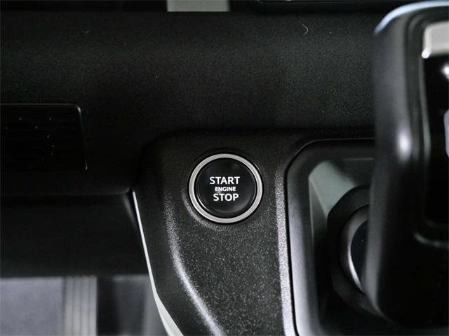 Used 2022 Land Rover Defender 110 SE image 21