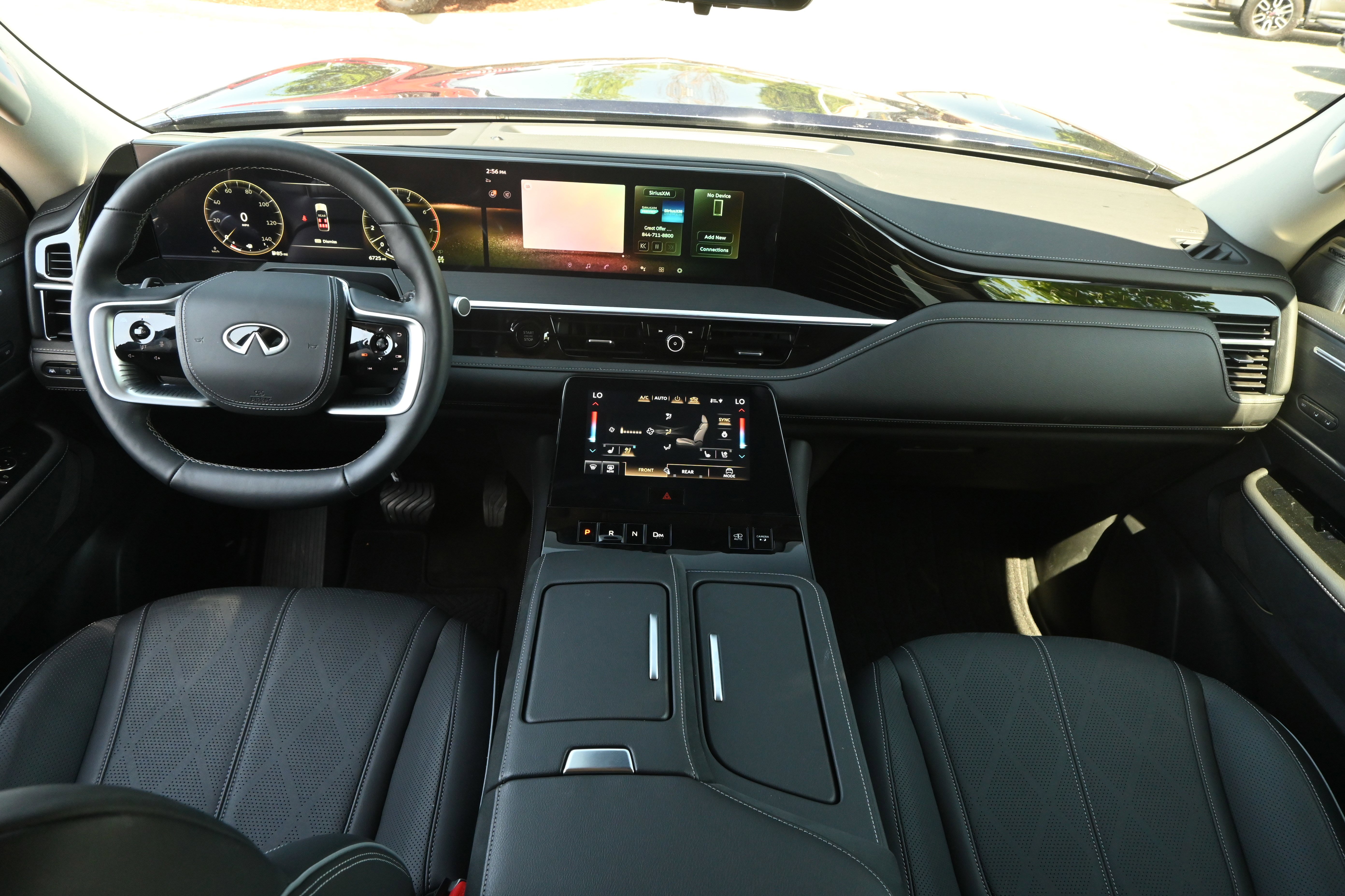 Used 2025 INFINITI QX80 Sensory AWD/4WD image 29