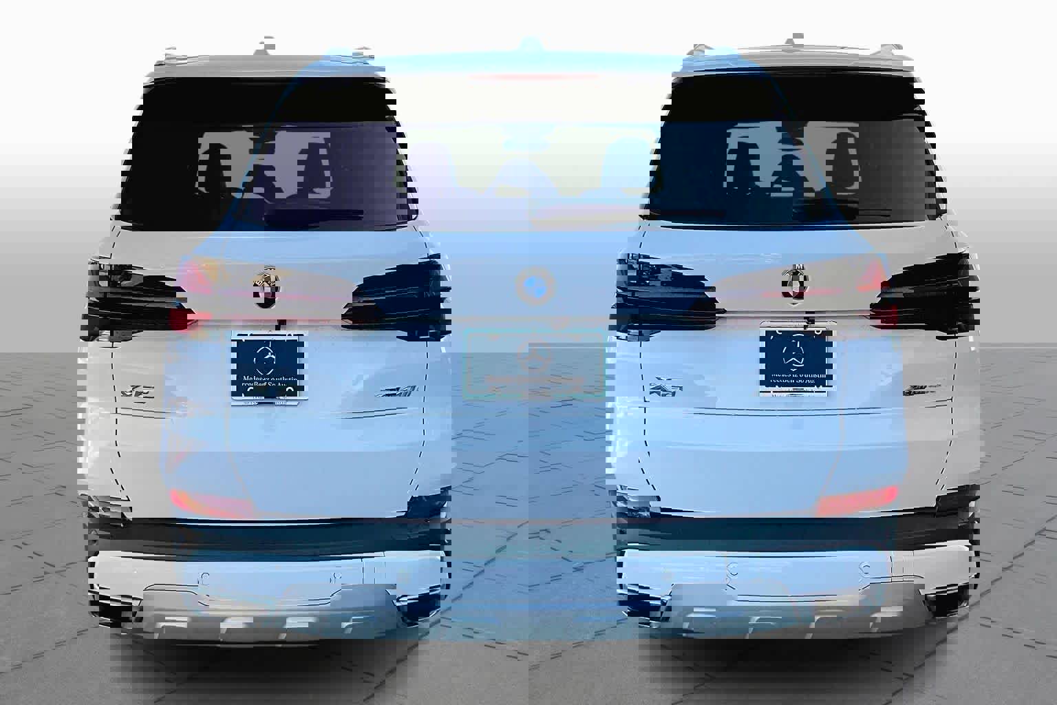 Used 2025 BMW X5 xDrive40i image 4