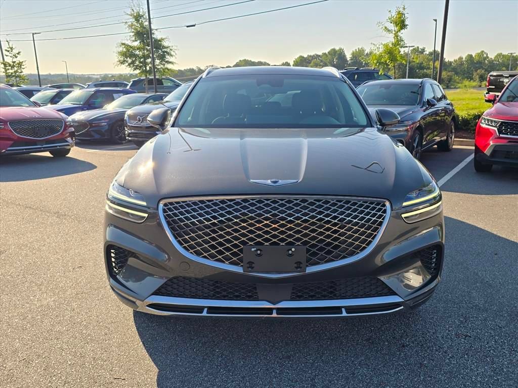 Used 2025 Genesis GV70 2.5T AWD/4WD image 8