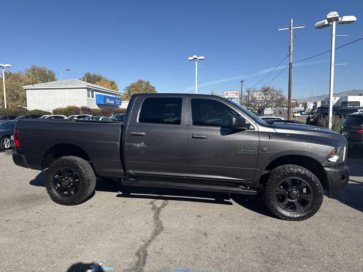 Used 2018 RAM 2500 Tradesman w/ Chrome Appearance Group AWD/4WD image 5