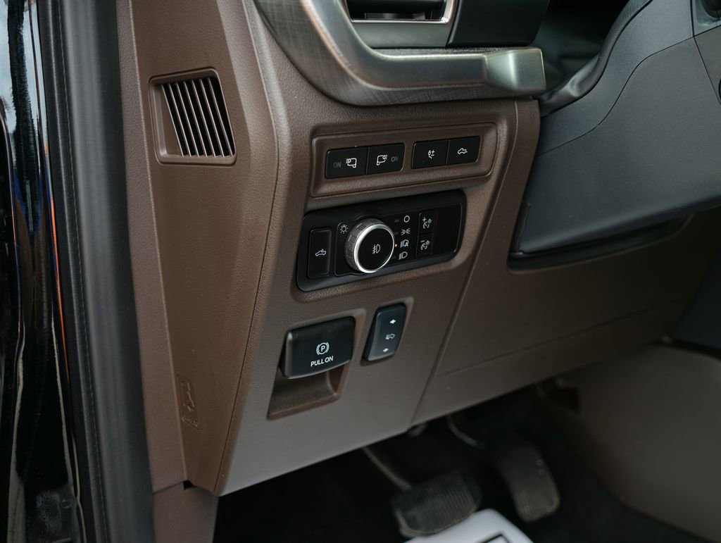 Used 2024 Ford F150 King Ranch w/ FX4 Off-Road Package AWD/4WD image 25