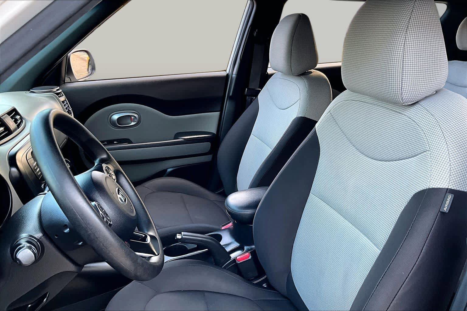 Used 2019 Kia Soul FWD image 8